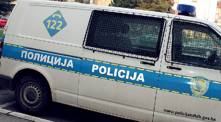 Брчко: Ударио полицајца ногом у главу