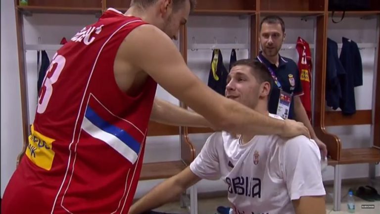 Jović: “Krvarimo burazeru za ovu Srbiju, sve radimo”: Šta se dešavalo u svlačionici posle velike pobjede (VIDEO)
