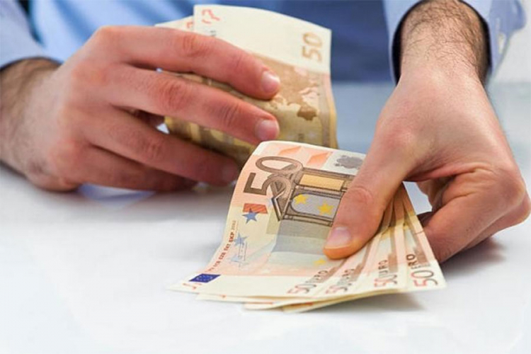 Највећа плата у Словенији, најмање у БиХ, Србији и Македонији