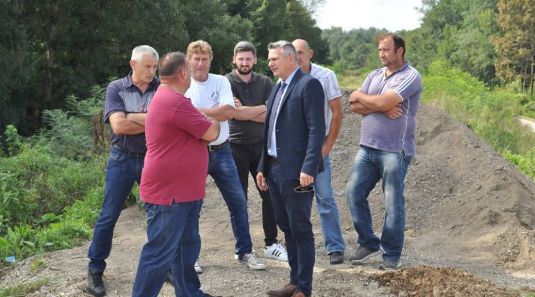 Градоначелник обишао радове на пројекту „Хитног опоравка од поплава“