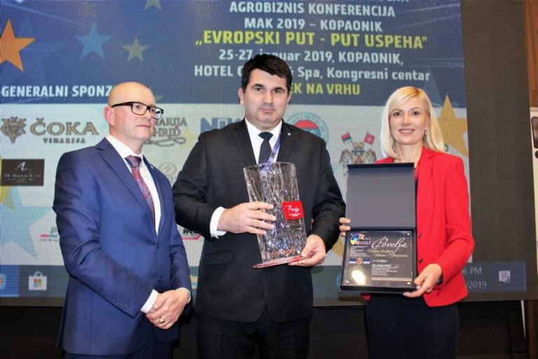 Начелник Лопара Радо Савић добитник престижне награде за развој предузетништва на Копаонику