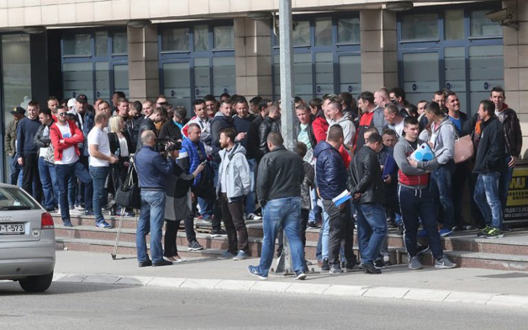 Političari poručili mladima da u BiH čekaju bolje sutra
