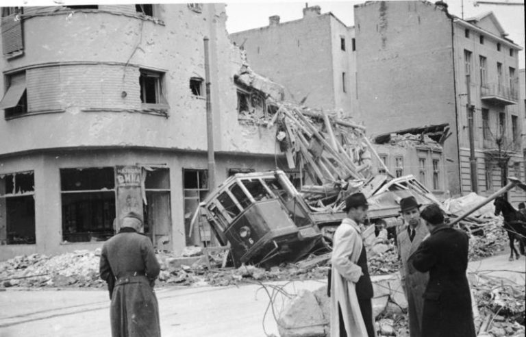 79 година од бомбардовања Београда