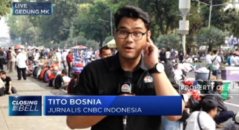 Зове се Тито Босниа: Индонезијски новинар постао хит на друштвеним мрежама