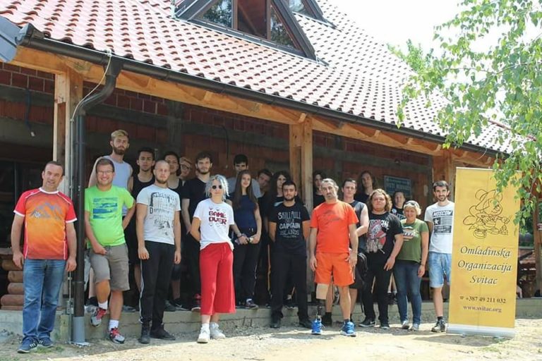 Брчко: Одржан еко камп за средњошколце