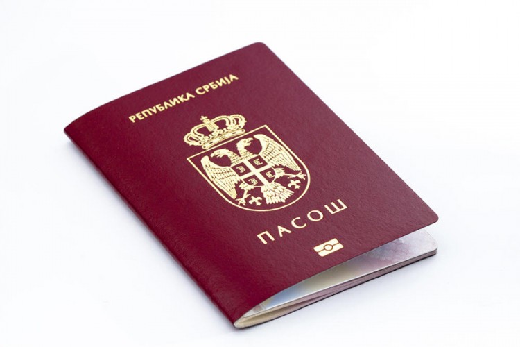 На Косово се не може са српским пасошем