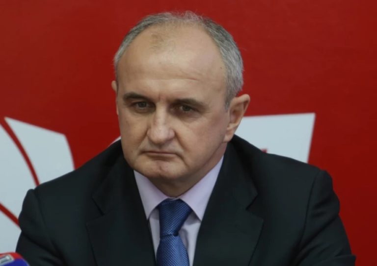 Ђокић губи подршку: Шта стоји иза истраге против министра у Влади РС?