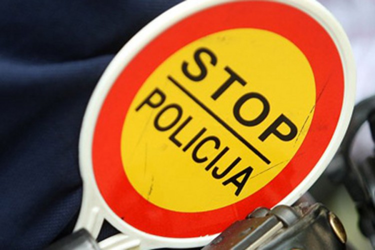 Полиција Брчко дистрикта привремено одузела два возила и интензивира контроле саобраћаја