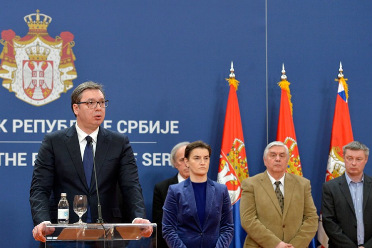 Србија прогласила ванредно стање