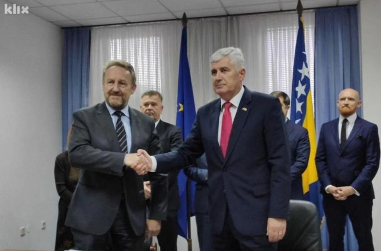 Након 10 година Мостар више није град случај: Човић и Изетбеговић потписали споразум о одржавању избора