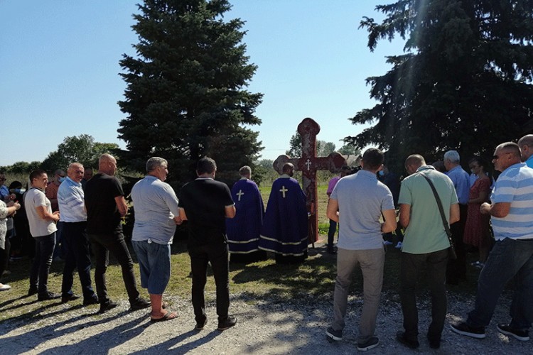 У насељу Плазуље служен парастос за четири погинула српска борца