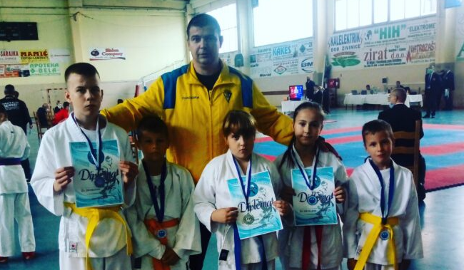 Пет медаља из Живиница: Успјешан викенд за каратисте спортског друштва Побједник Брчко