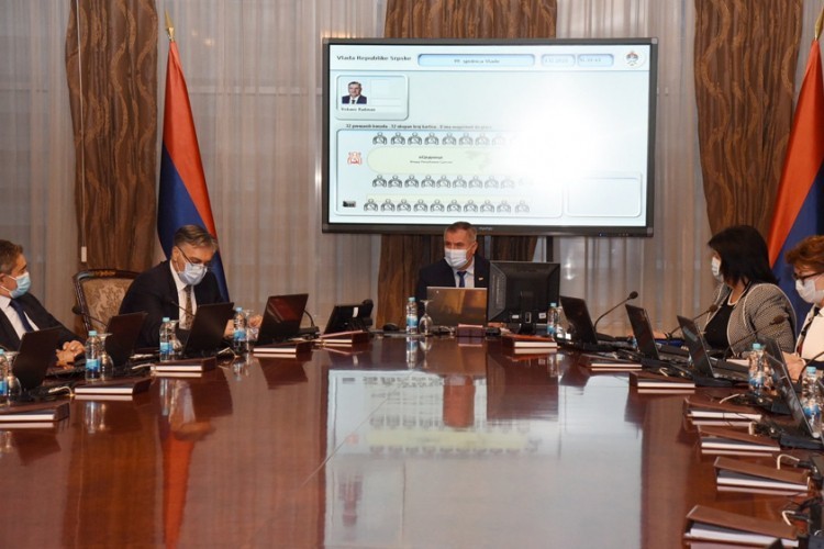 Влада утврдила најнижу плату у Републици Српској за сљедећу годину