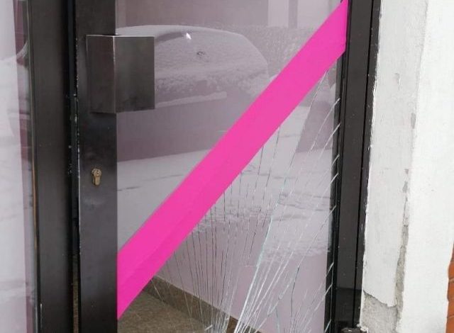 Брчко: Разбијена врата на просторијама “Брчанског срца”