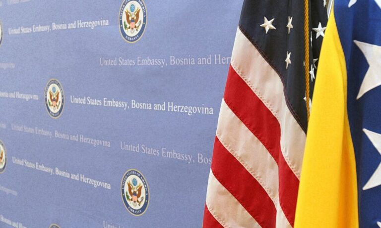 Амбасада САД: Неприхватљиво бошњачко величање ратних злочинаца