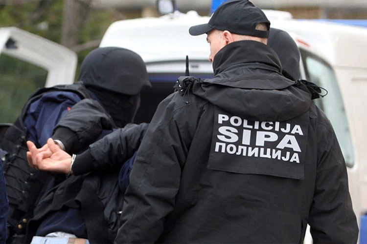 Брчко: У акцији “Web” полиција лишила слободе три особе