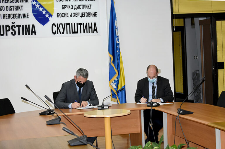 Потписан меморандум о сарадњи Скупштине с Правним факултетом Универзитета у Источном Сарајево