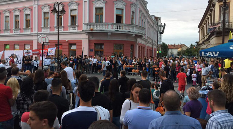 Брчко: У суботу “Тројка из блока” на Тргу младих