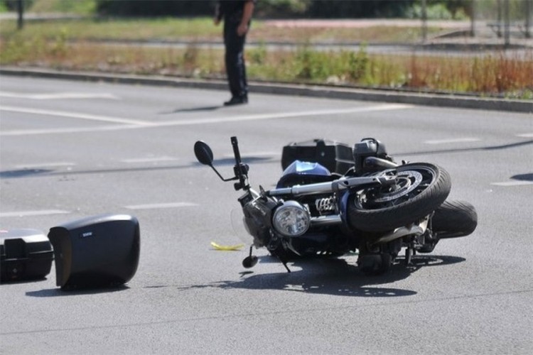 Погинуо тридесетосмогодишњи мотоциклиста