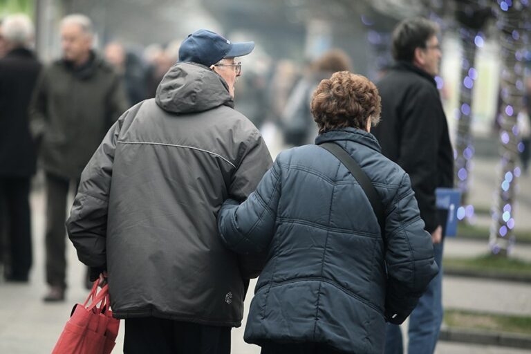 Фонд ПИО најавио нова правила за старосну пензију у 2022. години