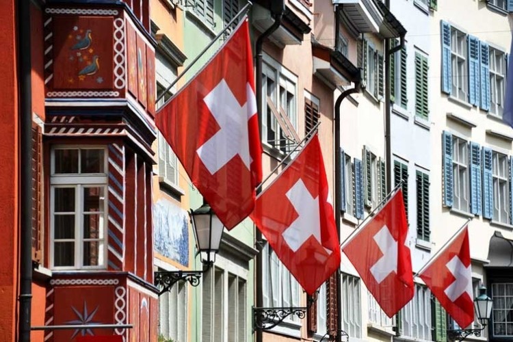 Швајцарска смањује период самоизолације на пет дана