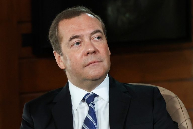Медведев: Гас ће коштати 2.000 евра – добро дошли у нови свијет