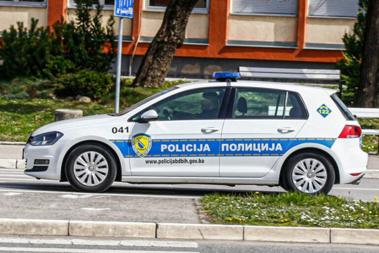 Sud odbio pritvoriti policajce: Ristiću i Deniću mjere zabrane