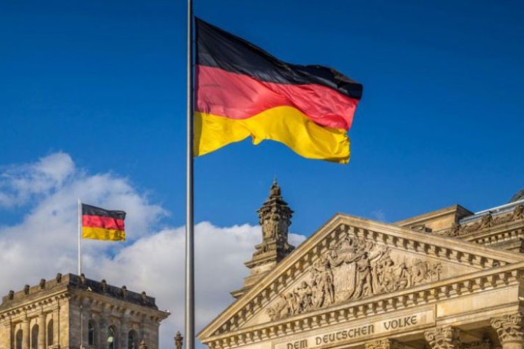 Њемачка: Нема укидања обавезног карантина