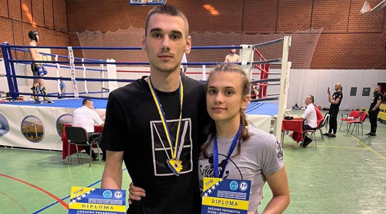 Марија и Цвијетин Вујановић дио репрезентације БиХ на Балканском првенству у кик-боксу