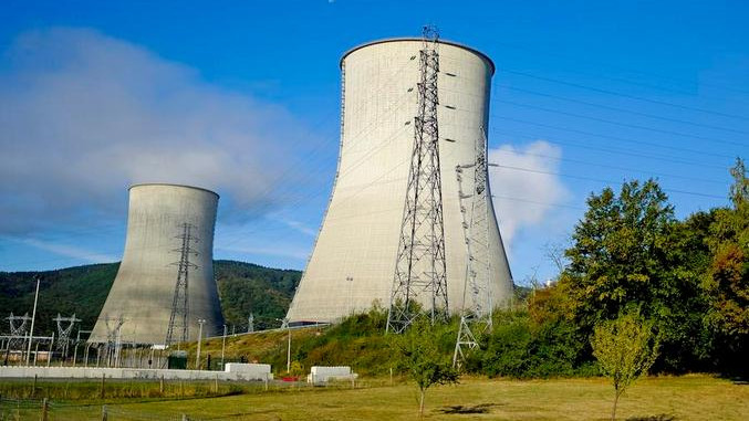 Француској пријете рестрикције, пола нуклеарних реактора у квару