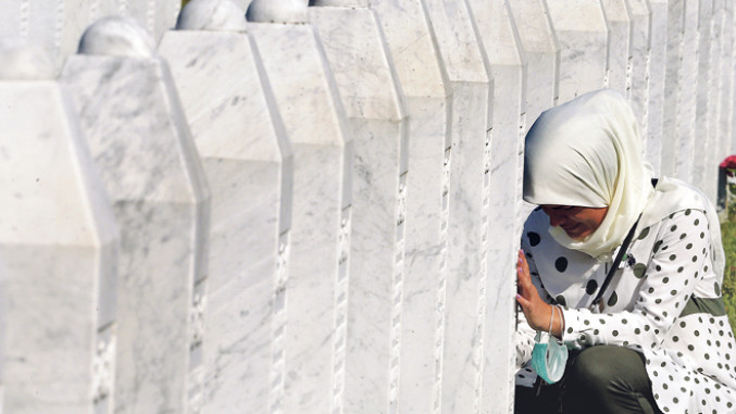 „Твитер завјере” уочи комеморације у Сребреници