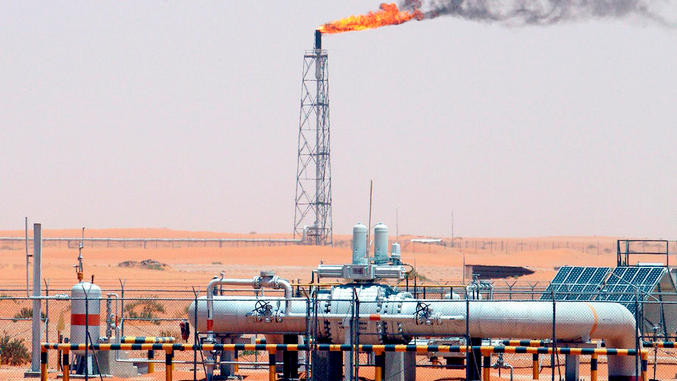 Арапи изиграли санкције, препродају Европљанима нафту по вишим цијенама