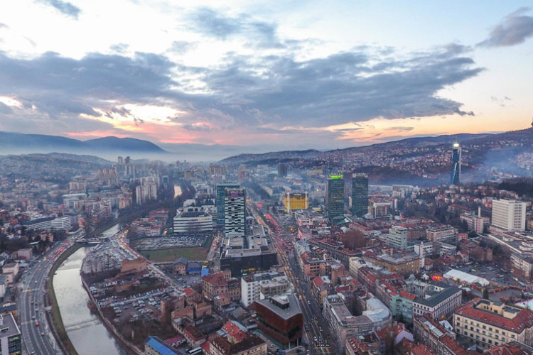 Сарајеву смета руски гас којим се грије 40 година
