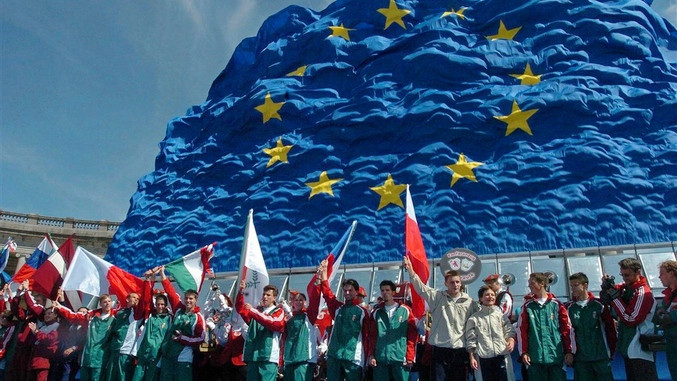 Мађарска ставила вето на нови пакет помоћи ЕУ Украјини