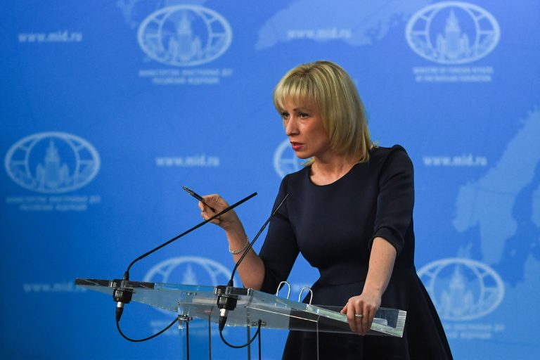 Захарова: Москва ће помоћи Београду у одбрани интереса на КиМ