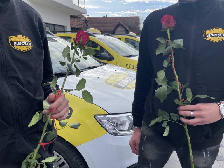Gest vrijedan hvale: Eurotaxi damama danas poklanja ruže