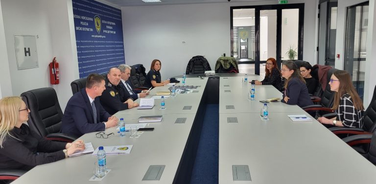 Održan sastanak o donošenju Komunikacijske strategije Ljetne policijske škole