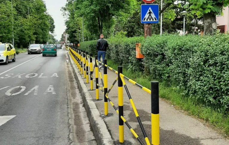 JP “Putevi Brčko” postavlja zaštitne ograde kod osnovnih i srednjih škola
