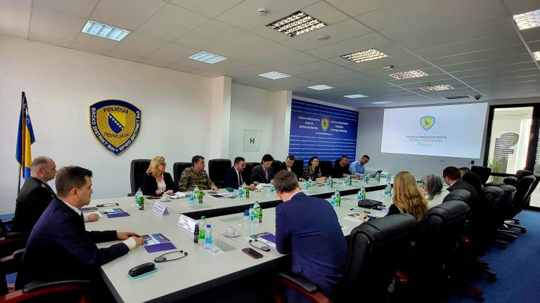 Međunarodna radna grupa za kibernetičku sigurnost održala sastanak u prostorijama Policije Distrikta
