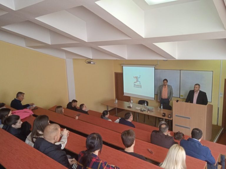 Na Ekonomskom fakultetu u Brčkom održano predavanje o prednostima 3D štampe