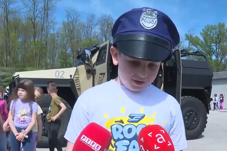 Dječak zasmijao region: Ne želi biti policajac, već Dodik