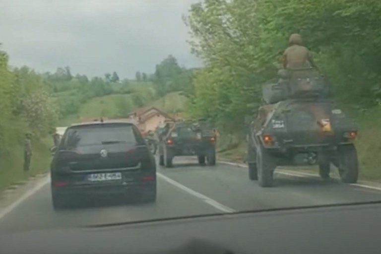 Povrijeđen vojnik i oštećeno vozilo EUFOR-a u Srebreniku