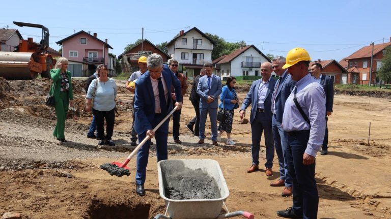 Položen kamen temeljac za izgradnju dva obdaništa u naseljima Broduša I i Srpska Varoš