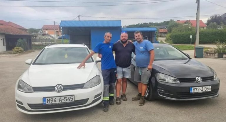 Poslodavac nagradio dvojicu radnika automobilima Golf 7