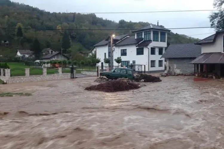 Apokaliptične scene u Kiseljaku: Poplave napravile haos