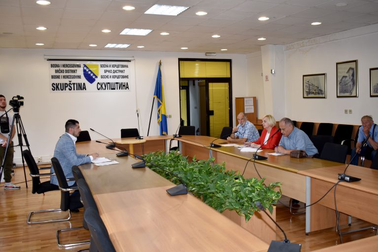 Predsjednik Skupštine u razgovoru sa udruženjem “BH novinari”