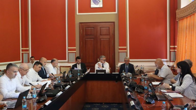 Brčko: 10.000 KM učenicima generacije