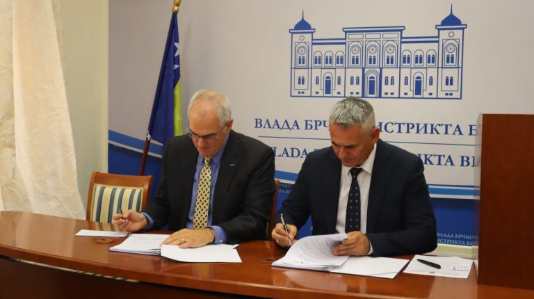 Potpisan Memorandum: Brčko ide u reformu obrazovanja