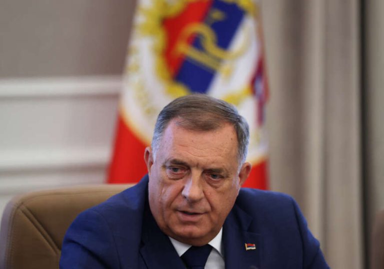 CIK oduzeo mandat Miloradu Dodiku