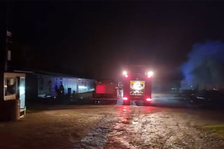 U velikom požaru na pijaci “Arizona” izgorjela hala: “Nismo mogli ništa spasiti”